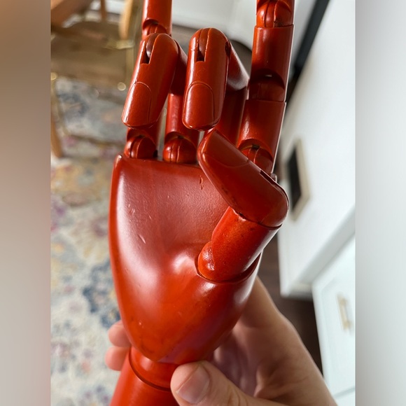 Vintage Woden Red Articulated Moveable Right Hand - Picture 6 of 11